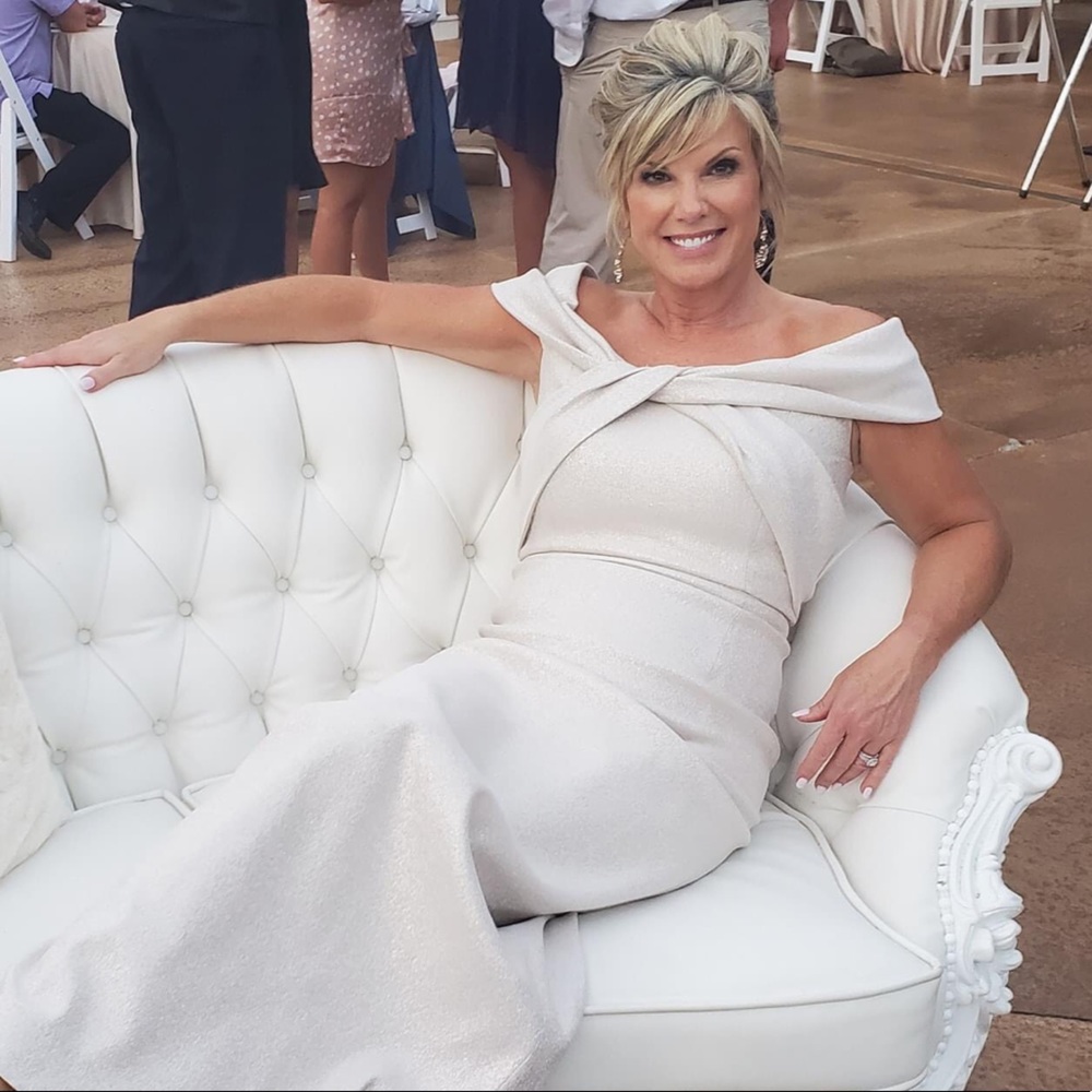 Meet your Posher, Angie
